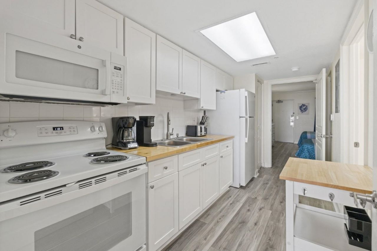 2701 S Ocean Blvd. Photo 11