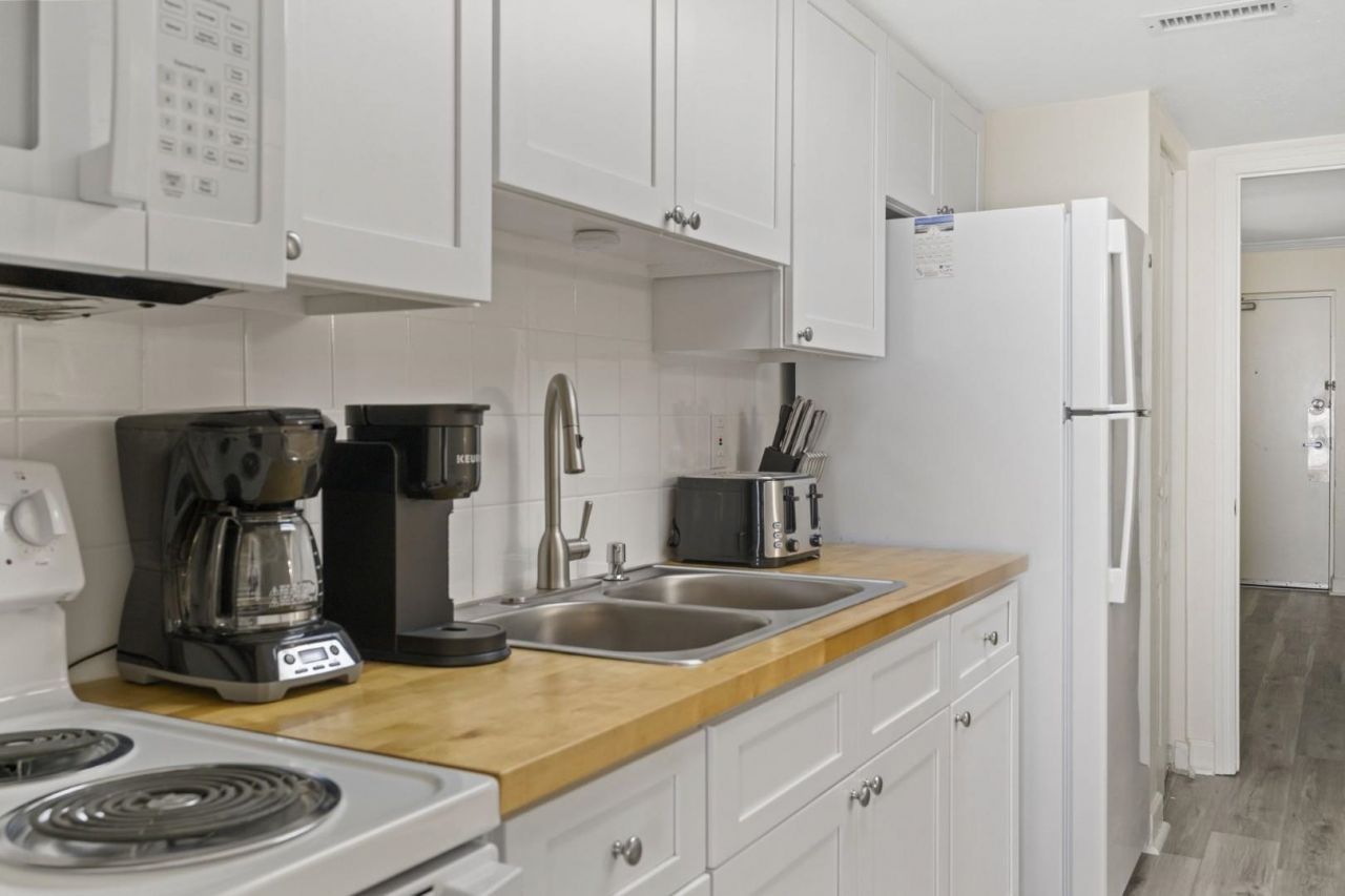 2701 S Ocean Blvd. Photo 15