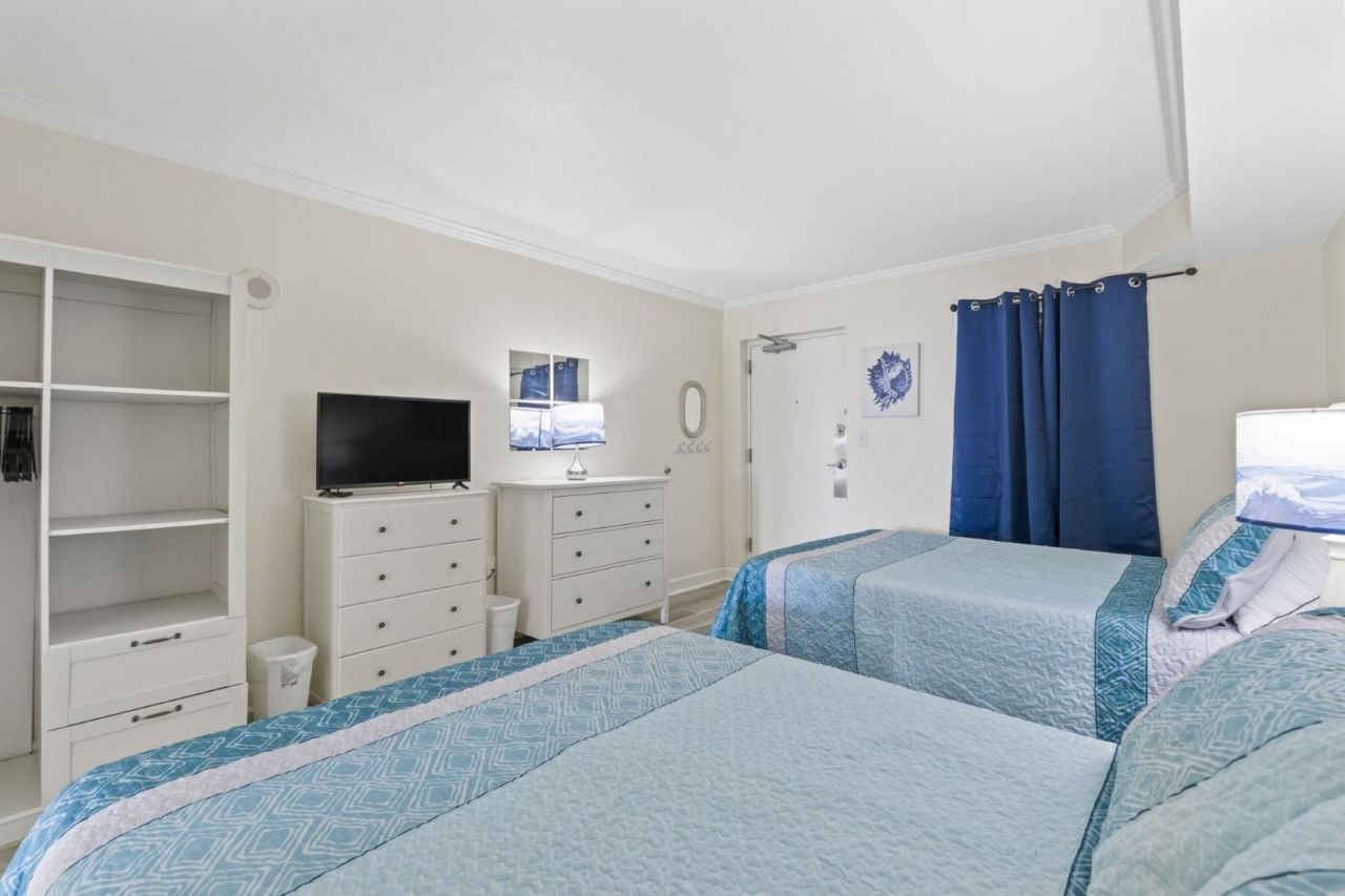 2701 S Ocean Blvd. Photo 4