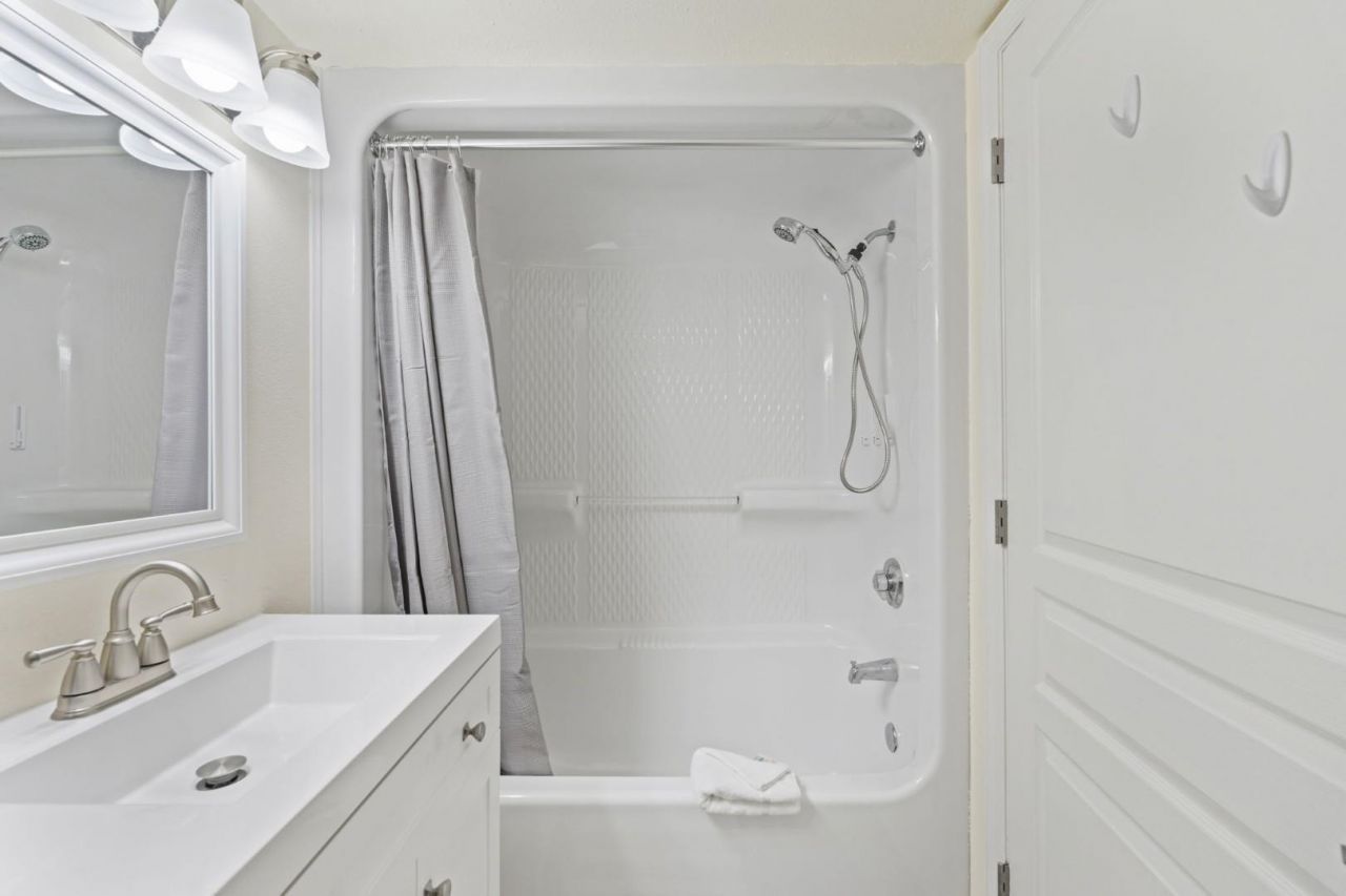 2701 S Ocean Blvd. Photo 9