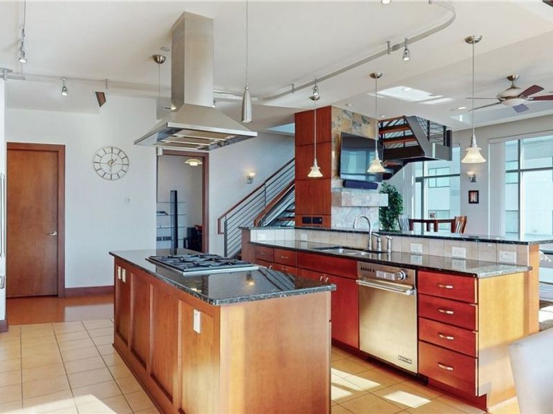 21 Furnace Street, Unit 805, Akron, OH 44308 Photo 3