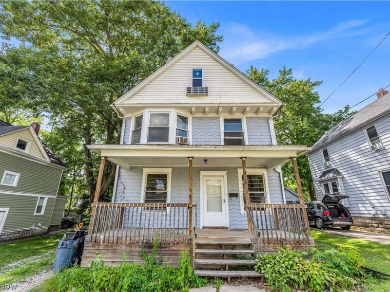 518 Sumner Street, Akron, OH 44304 Photo 2