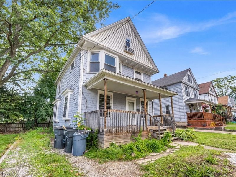 518 Sumner Street, Akron, OH 44304 Photo 3