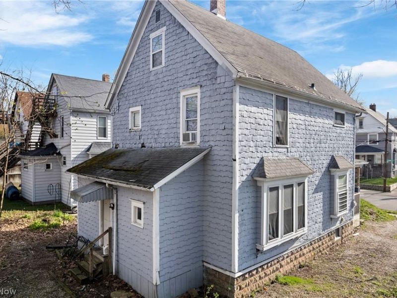 518 Sumner Street, Akron, OH 44304 Photo 6