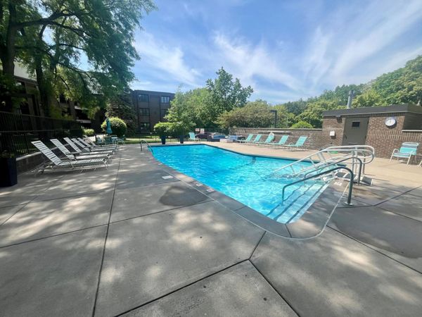 3412 Oak Ridge Road, Unit 317, Minnetonka, MN 55305