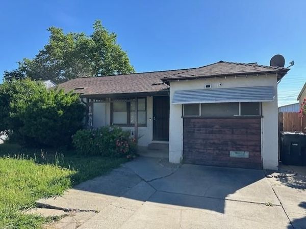 3836 Lily St, Sacramento, CA 95838