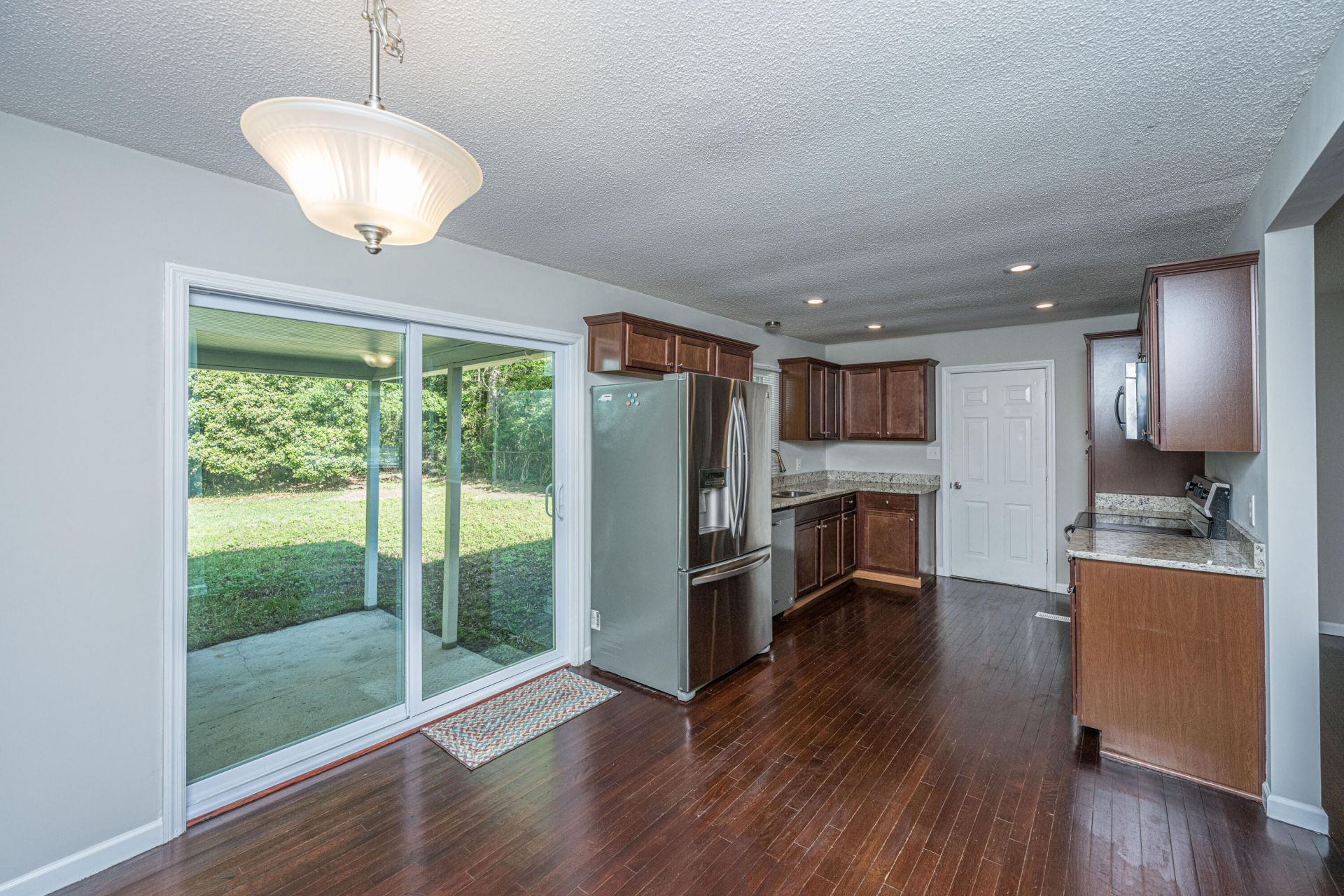 245 Mary Scott Drive Photo 10