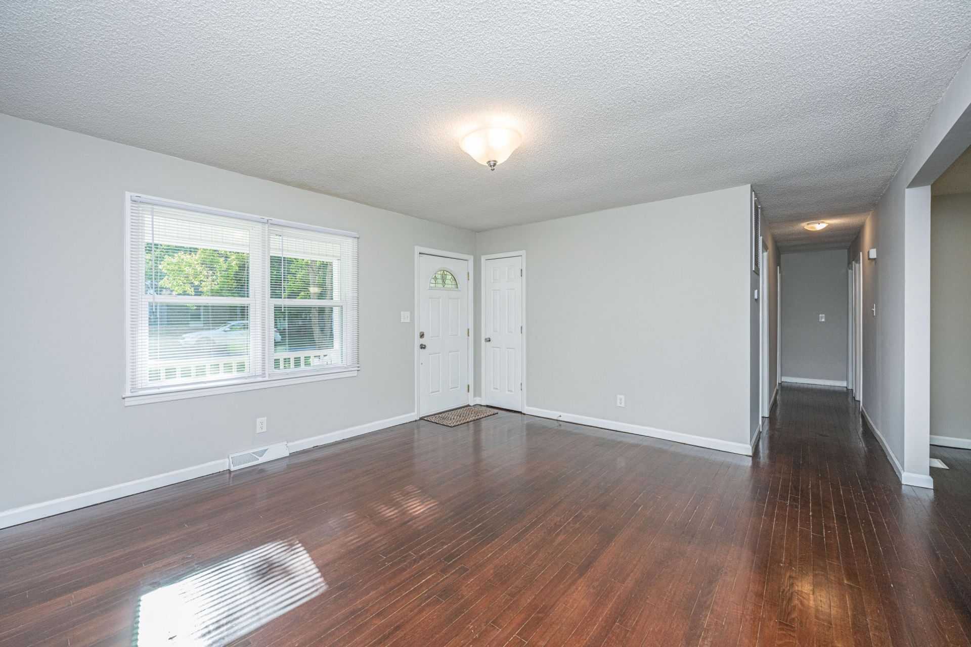 245 Mary Scott Drive Photo 5