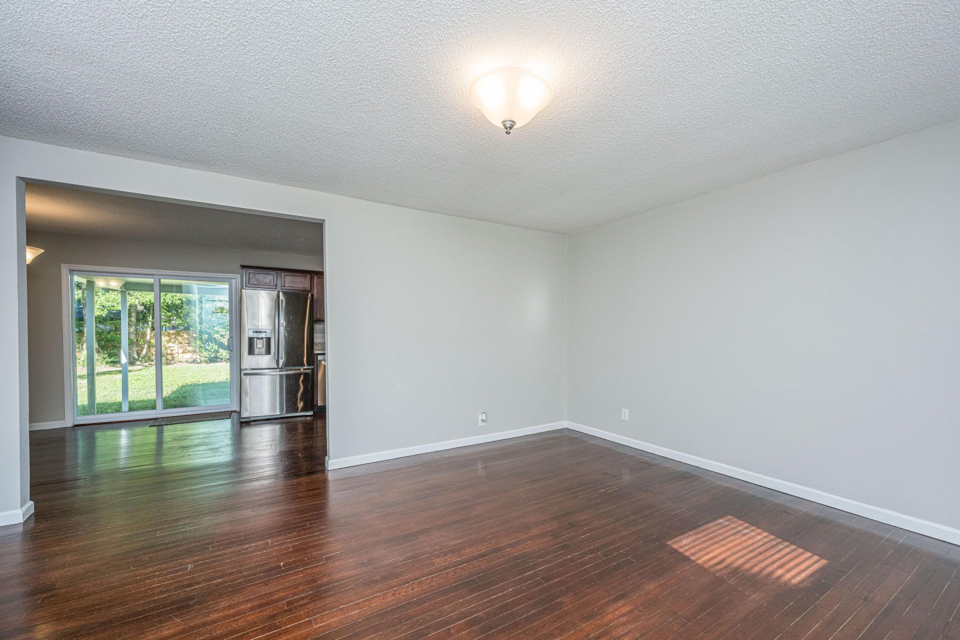 245 Mary Scott Drive Photo 7