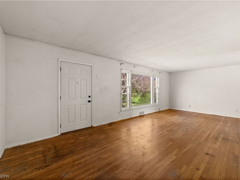 5120 Lake Vista Drive, Solon, OH 44139 Photo 4