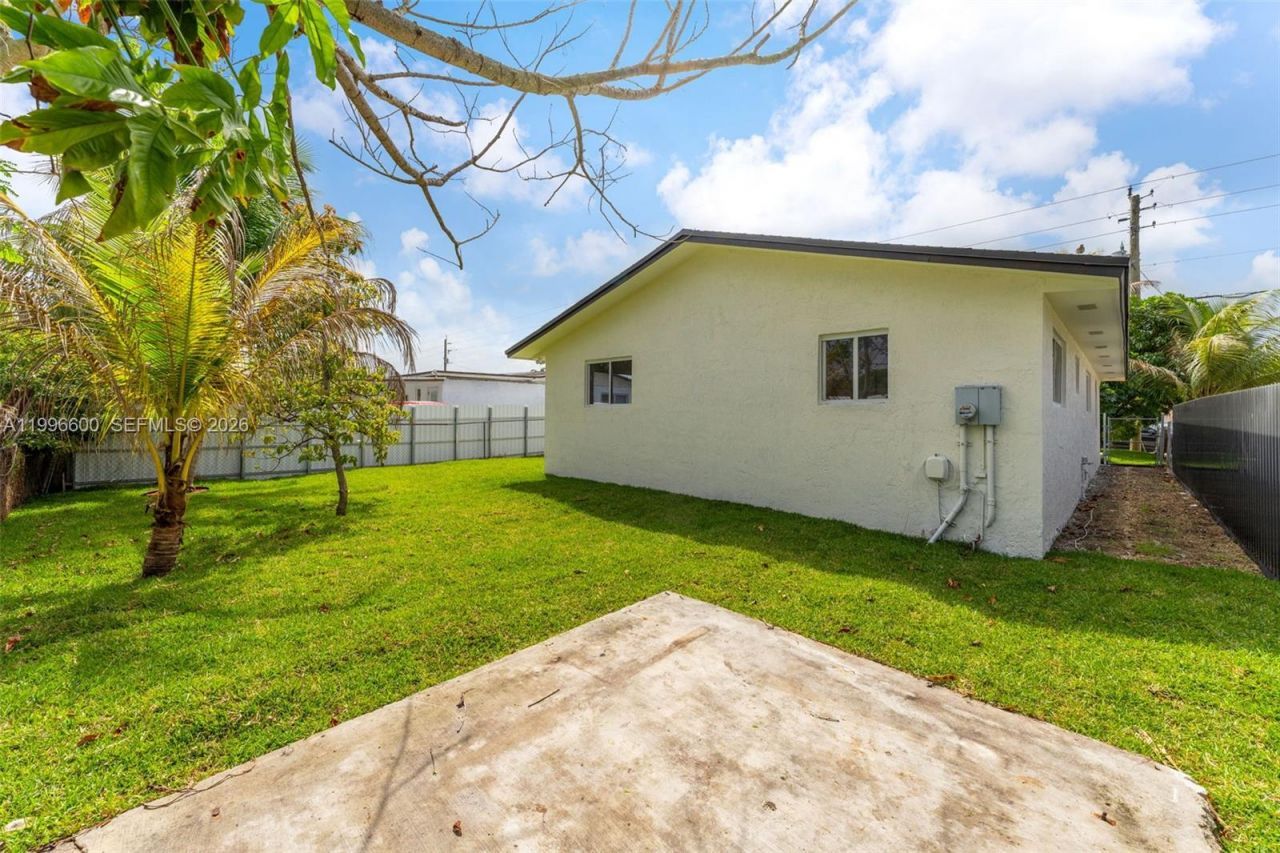 11611 SW 184th St, Miami, FL 33157 Photo