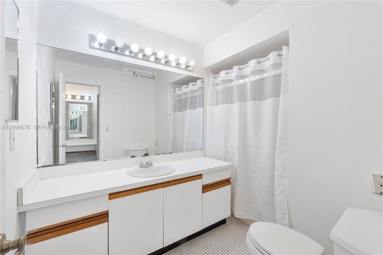 8243 NW 9th Ct , Unit 7, Plantation, FL 33324 Photo