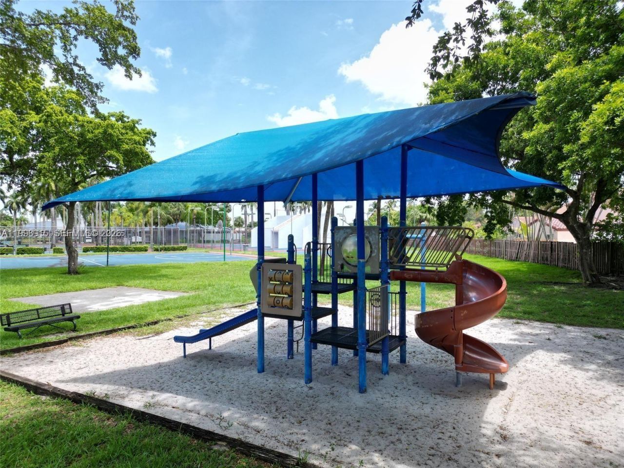 17268 NW 60th Ct, Hialeah, FL 33015 Photo
