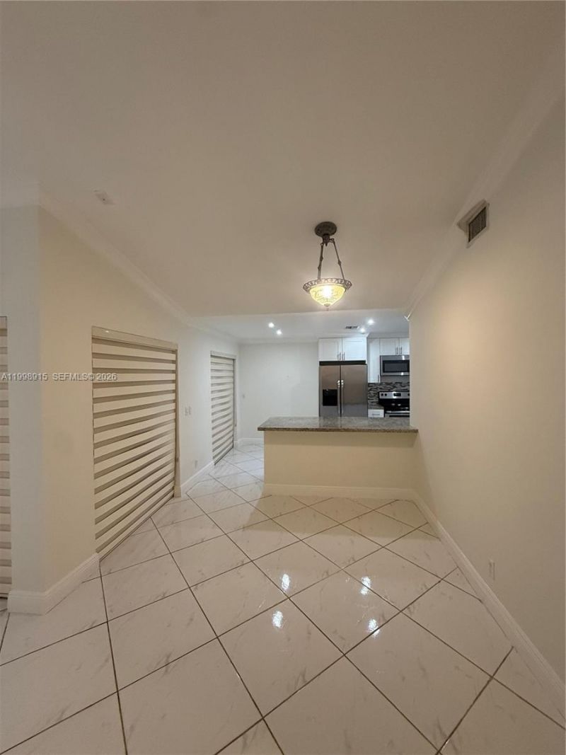 17268 NW 60th Ct, Hialeah, FL 33015 Photo