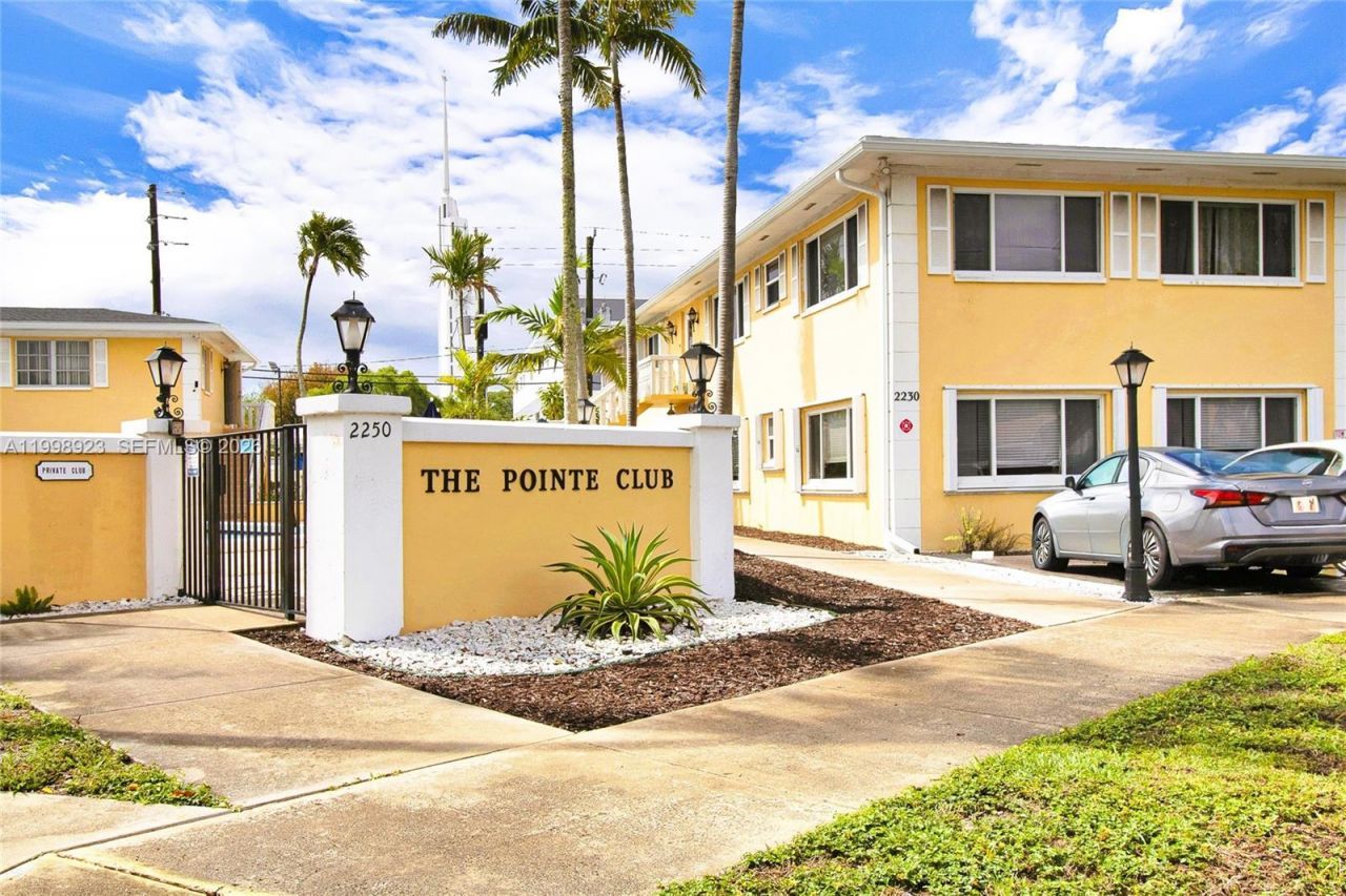 2230 NE 56th Pl, Unit 227, Fort Lauderdale, FL 33308 Photo
