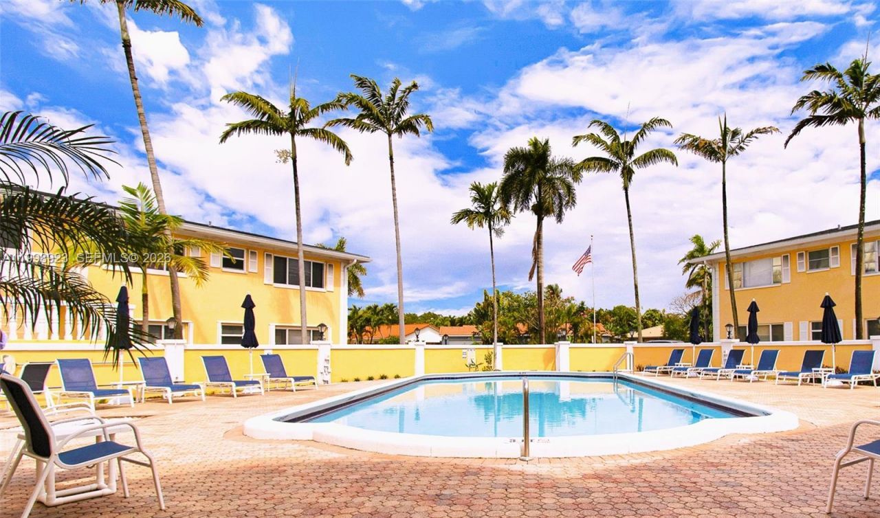 2230 NE 56th Pl, Unit 227, Fort Lauderdale, FL 33308 Photo