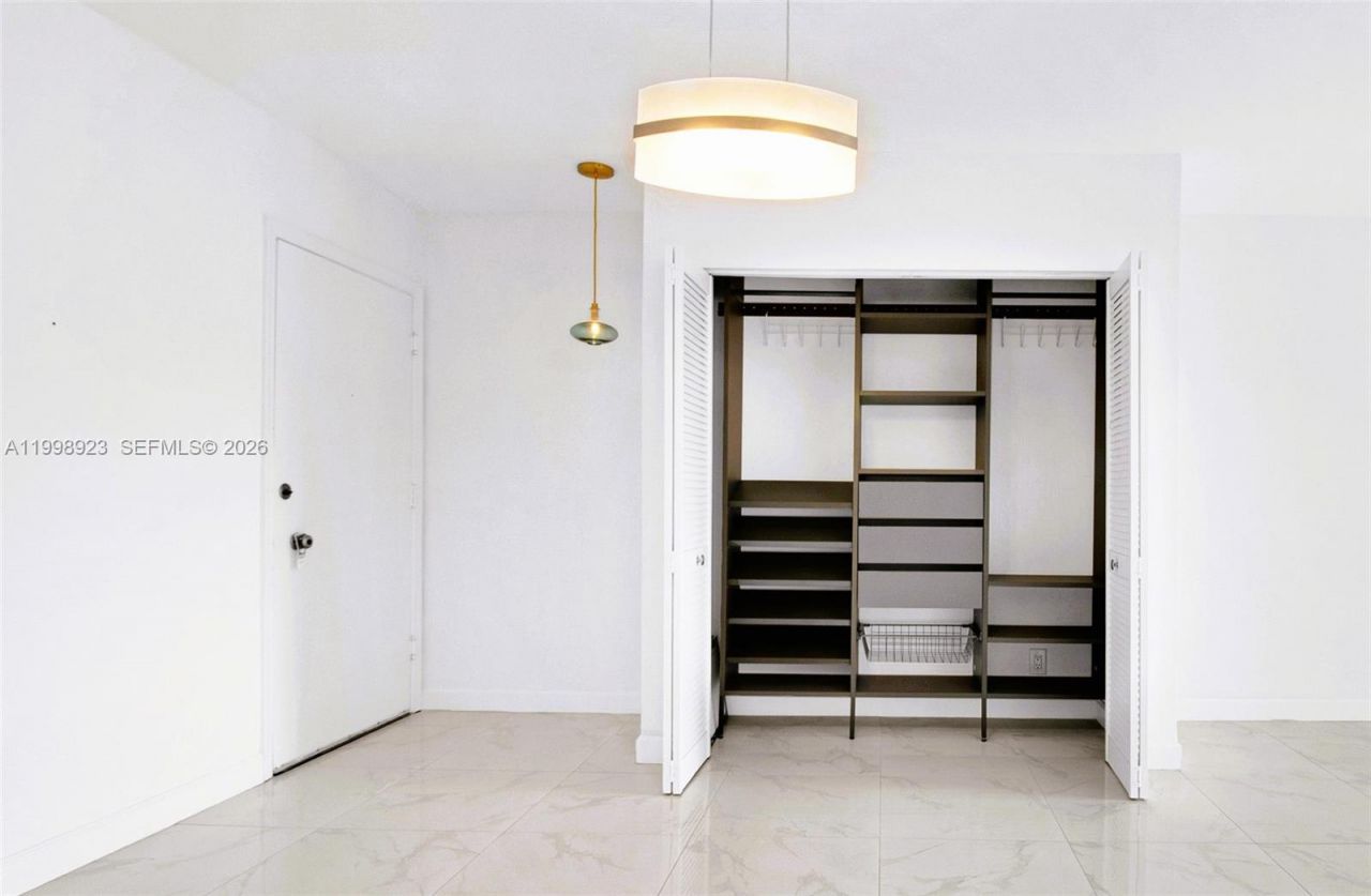 2230 NE 56th Pl, Unit 227, Fort Lauderdale, FL 33308 Photo