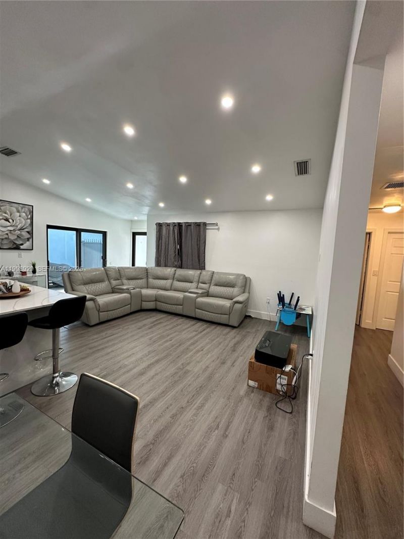 5923 SW 147th Pl, Miami, FL 33193 Photo