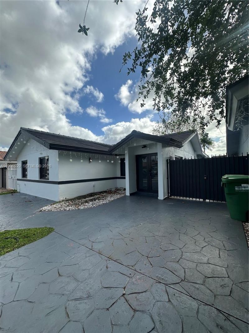 5923 SW 147th Pl, Miami, FL 33193 Photo
