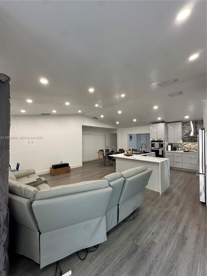 5923 SW 147th Pl, Miami, FL 33193 Photo