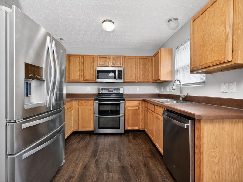 5721 Gadston Way, Columbus, OH 43228 Photo 10