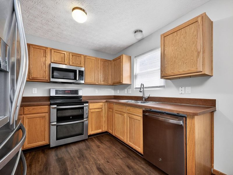 5721 Gadston Way, Columbus, OH 43228 Photo 12