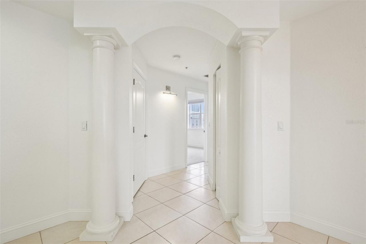 750 4th Avenue S, Unit 502, Saint Petersburg, FL 33701 Photo