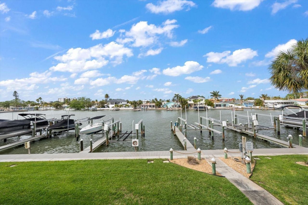 124 Marcdale Boulevard, Indian Rocks Beach, FL 33785 Photo