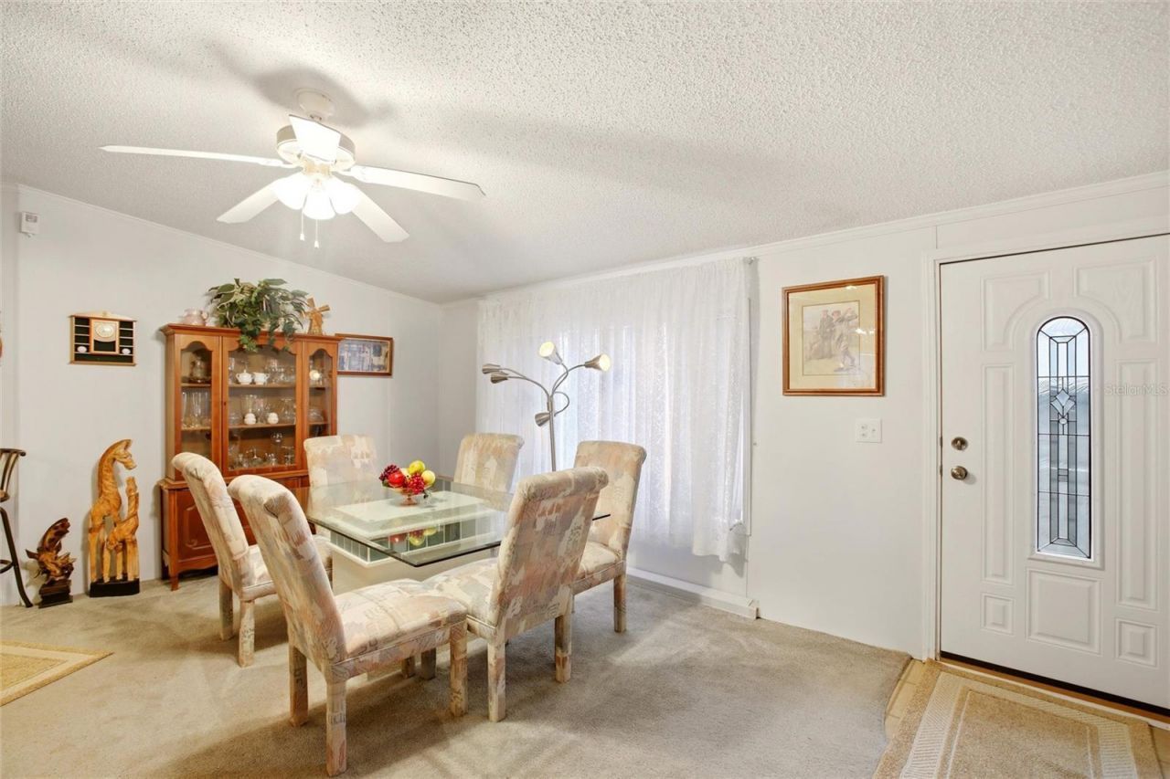 184 W Manatee Loop, Punta Gorda, FL 33950 Photo