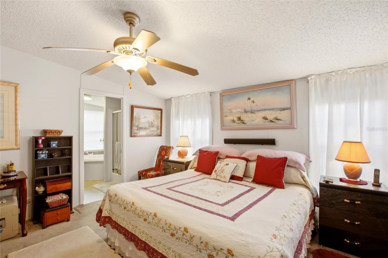 184 W Manatee Loop, Punta Gorda, FL 33950 Photo