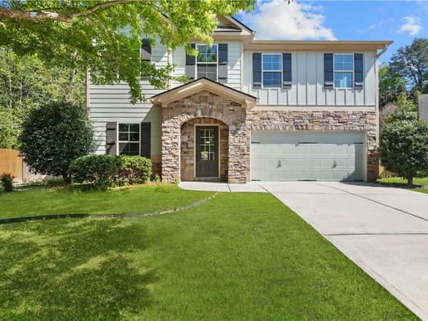 3945 Silverthorn Trace, Cumming, GA 30028