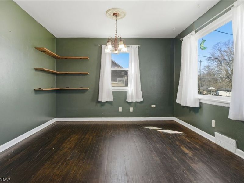 240 E 45th Street, Lorain, OH 44052 Photo 20