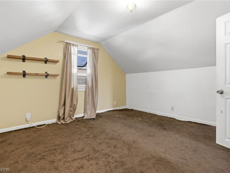 240 E 45th Street, Lorain, OH 44052 Photo 26