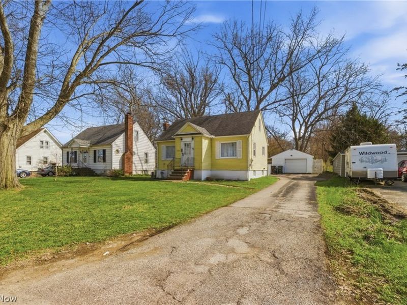 240 E 45th Street, Lorain, OH 44052 Photo 32