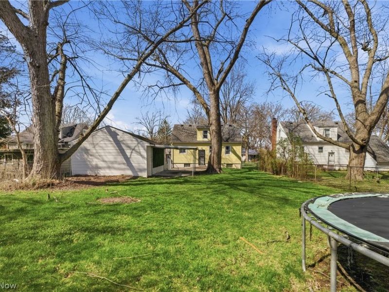 240 E 45th Street, Lorain, OH 44052 Photo 35