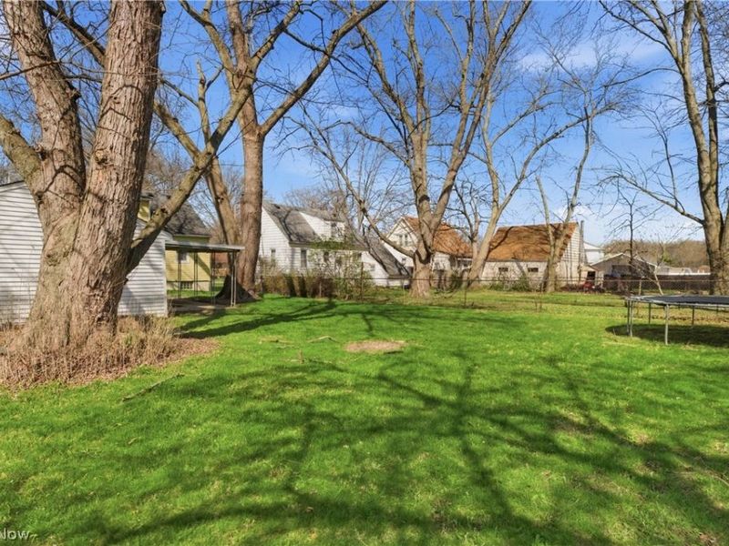 240 E 45th Street, Lorain, OH 44052 Photo 36