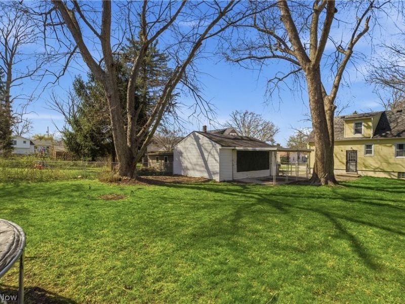 240 E 45th Street, Lorain, OH 44052 Photo 37