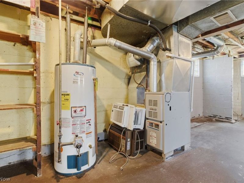 240 E 45th Street, Lorain, OH 44052 Photo 45