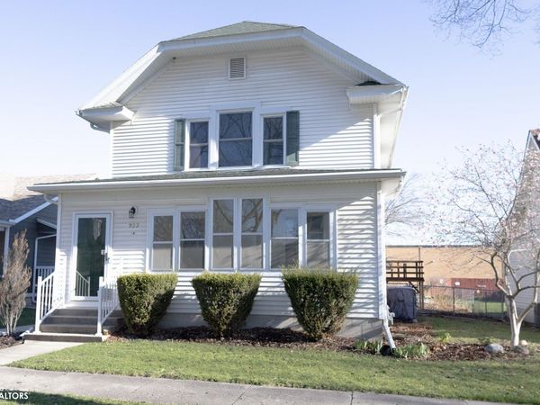 923 1St Street, Webster City, IA 50595