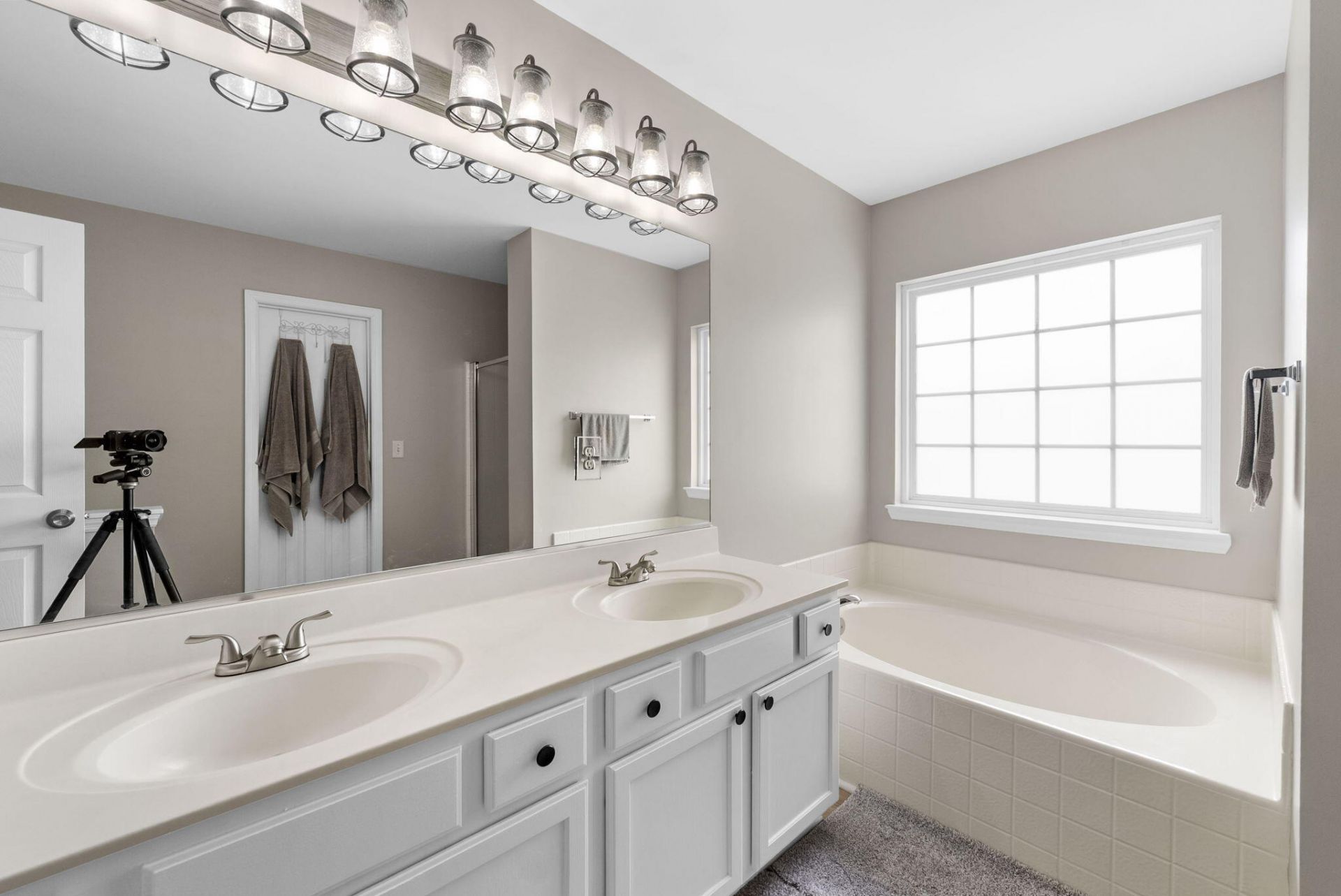 109 Hollytree Circle Photo 11