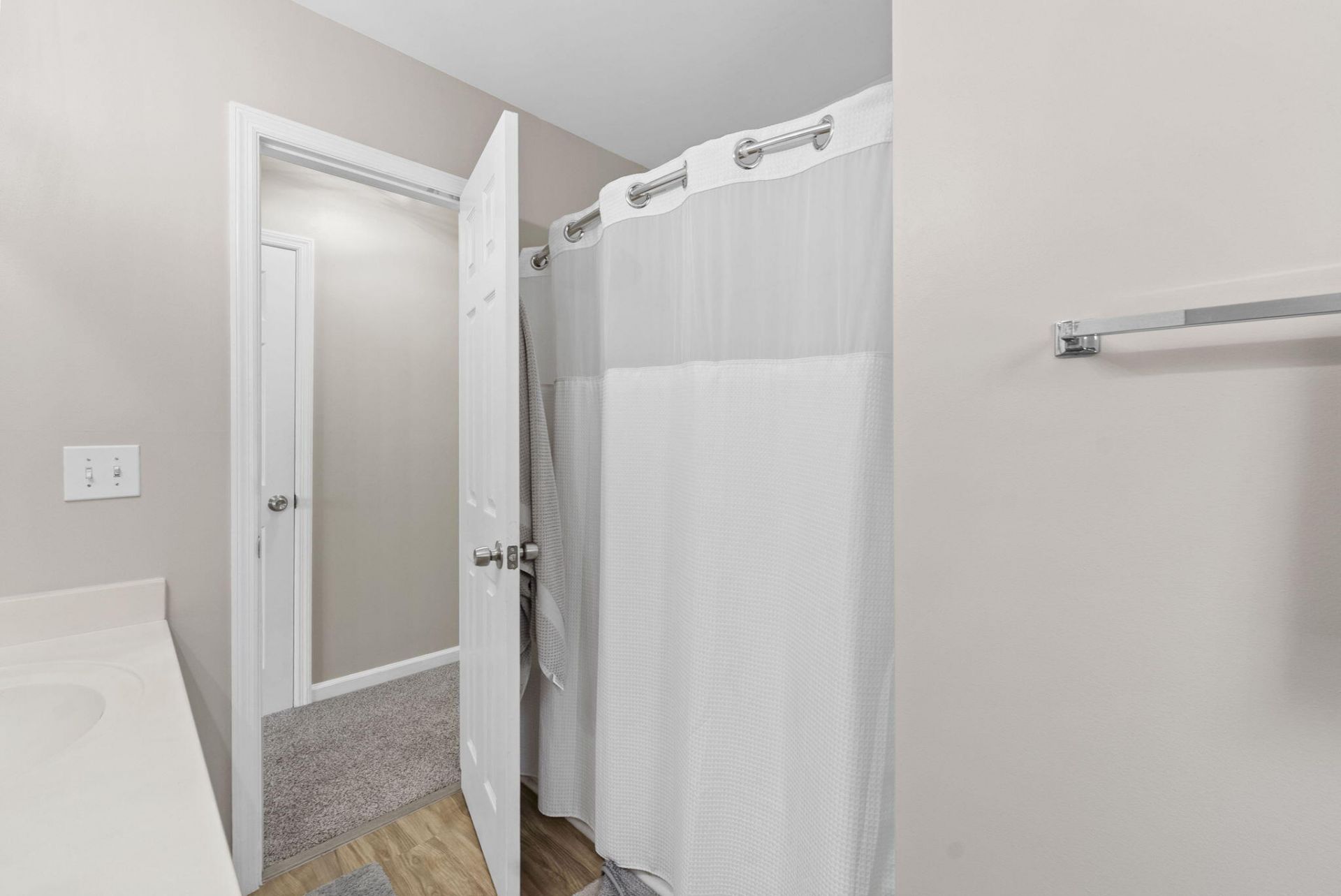 109 Hollytree Circle Photo 17