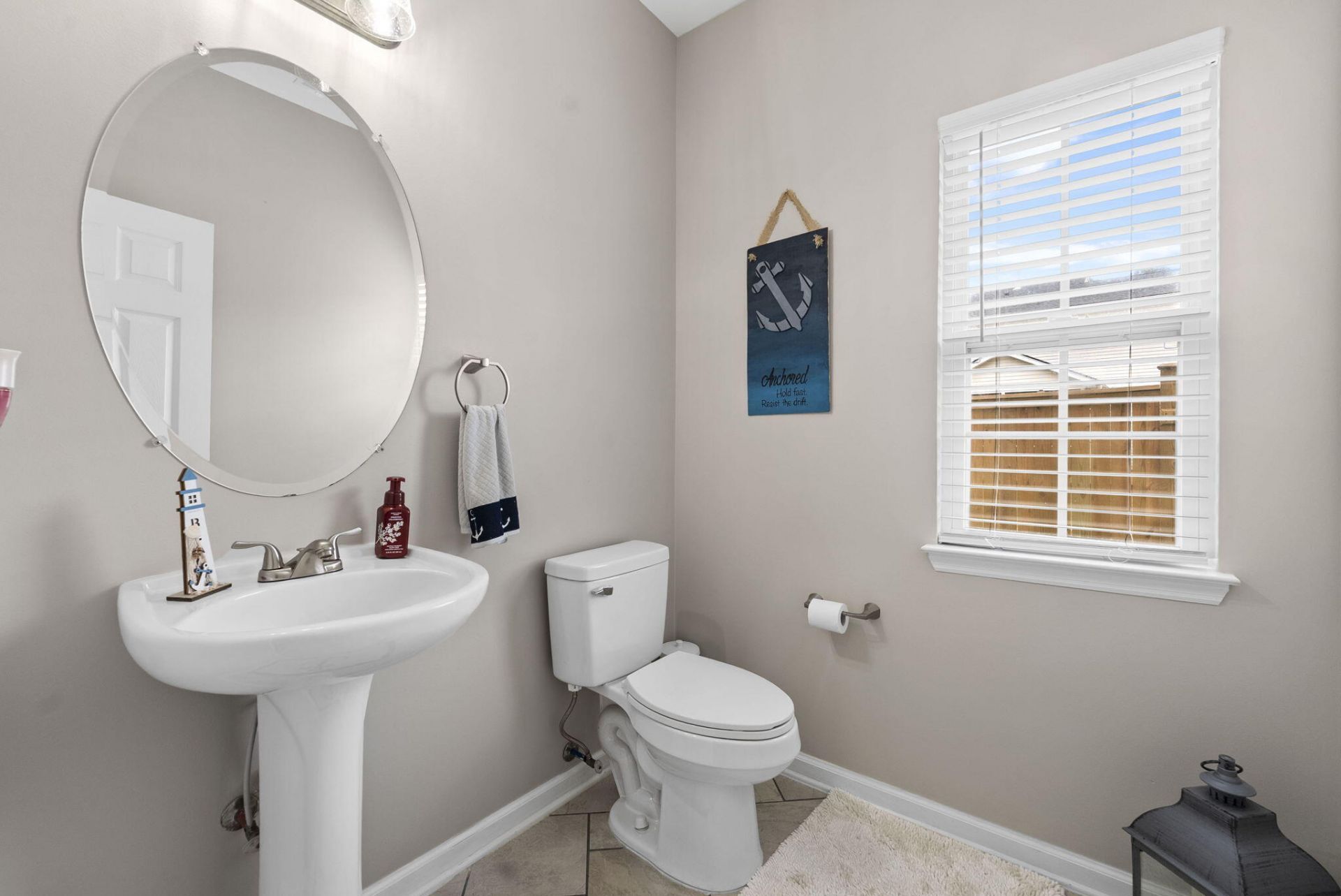 109 Hollytree Circle Photo 20