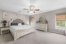 109 Hollytree Circle photo 4