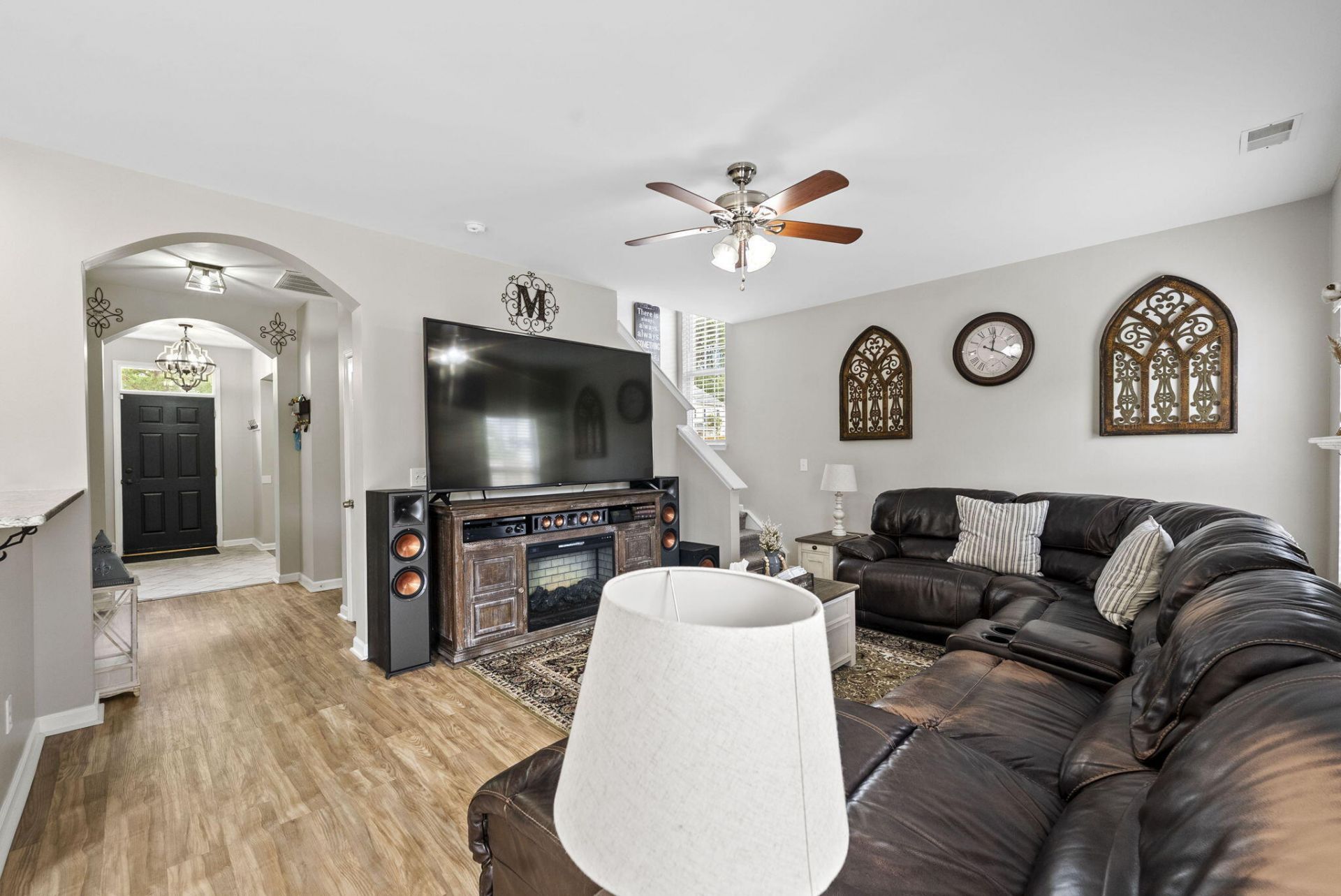 109 Hollytree Circle Photo 7