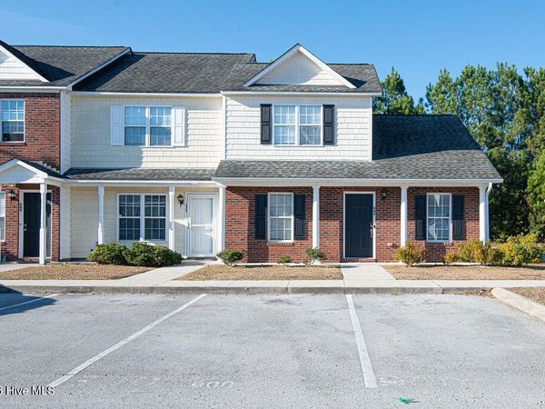 900 Springwood Drive, Jacksonville, NC 28546