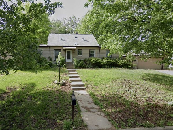 2187 Stewart Avenue , Saint Paul, MN 55116