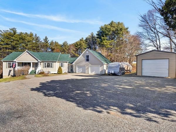 384 Pond Road, Lewiston, ME 04240