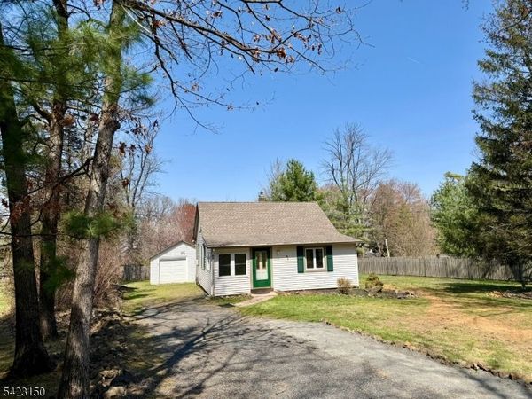 815 Miller Ln, Bridgewater, NJ 08836