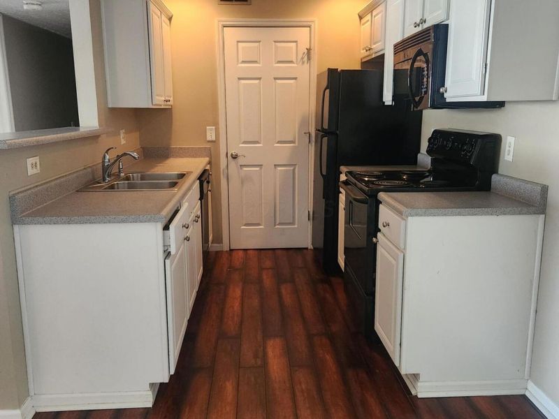 5423 Garden Ridge, Columbus, OH 43228 Photo 5