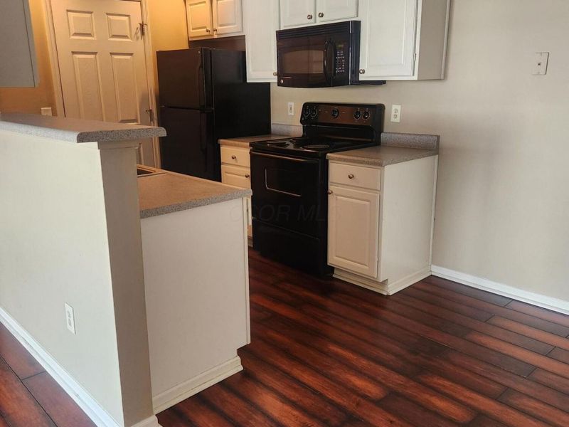 5423 Garden Ridge, Columbus, OH 43228 Photo 6